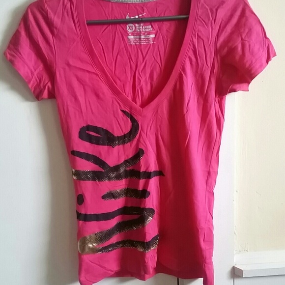 Workout top - Picture 1 of 2